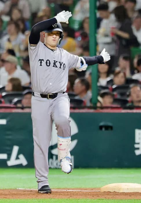 巨人・岸田行倫、プロ初４安打も「たまたまです」直近好調の下支えとなった阿部監督との“特訓”