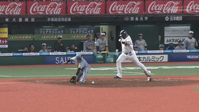 【おっそｗ】 西武・セデーニョ、スリーバウンド送球でアウトｗｗｗｗ