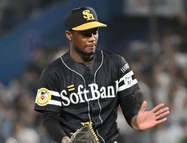 SBモイネロ（29）6勝0敗　防1.26　78回　89奪三振