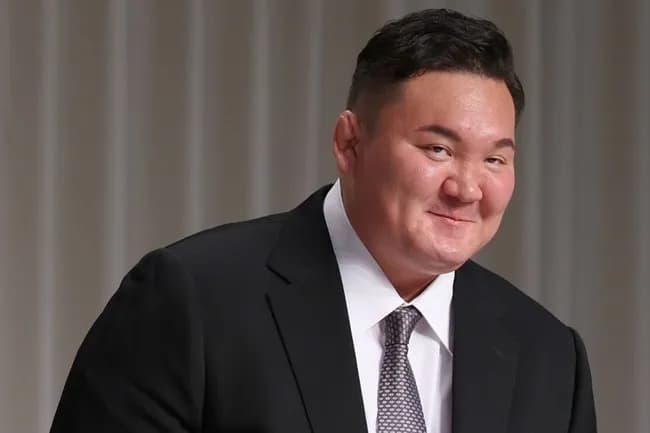 白鵬、まさかの告白「実は先祖がダヤン・ハーン（第34代モンゴル皇帝、1473～1516）なんです」