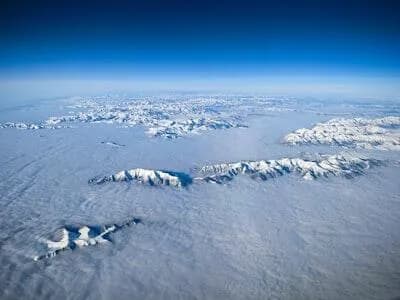 【速報】南極の氷の下から謎の電波を検出へ・・・・・・・・・・・・