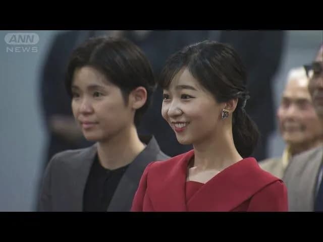 【画像】佳子さまの付き人、絶妙に性別がわからない