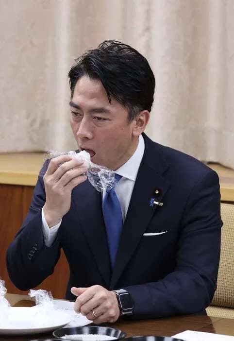 次の首相にすべき人、小泉進次郎が高市早苗を抜いてトップにwwwww