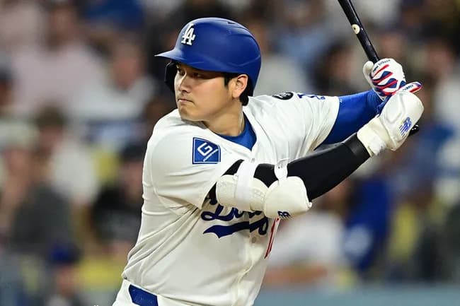 【朗報】イチロー&大谷翔平さん、米メディアによる2000年以降のMLBベストナインに選出される！！！！！