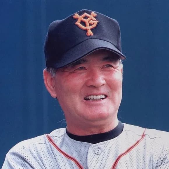 【悲報】長嶋茂雄さん、サンドバッグに嫌いな人の写真を貼ってフルスイングしていた・・・・・・・・・・・