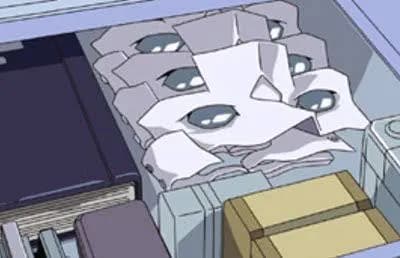 拷問官「ガンダムのいずれかの仮面キャラの仮面を被って街を歩け」