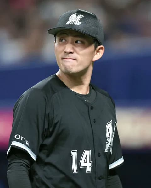 小島の登録抹消理由、ぎっくり腰