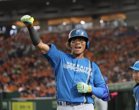 【日本ハム】水谷瞬「やっぱりアイブラックだな」トレードマーク身につけ２戦連続４号