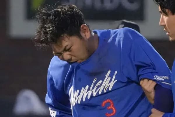 高橋周平、名神高速で追突事故　後続車に突っ込まれる