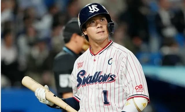 山田哲人(32).201  4本  14打点  0盗塁 通算1599安打