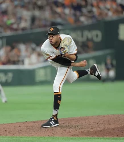 【巨人】ライデルマルティネス(年俸12億)開幕28試合連続無失点中←これｗｗｗｗｗ