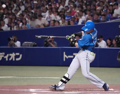 【日本ハム】清宮幸太郎が出場20試合ぶりの５号ソロ　中日高橋宏斗はマウンド上でガックリ