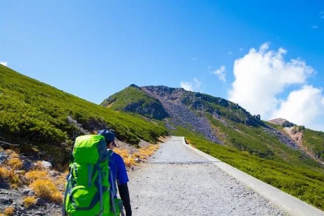 登山(楽しいです、達成感あります、健康にいいです、お金そんなにかかりません)←この趣味