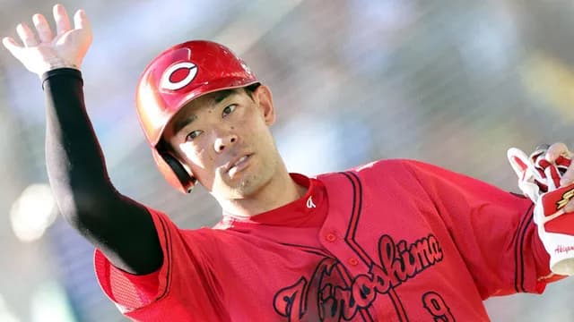 カープ秋山、大盛＆奨成にスタメンを奪われ出場機会激減。2000本安打まであと190安打