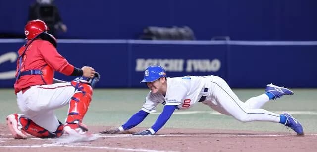 9回裏2アウト1.3塁で2安打の山本←どうするのが正解だったの？