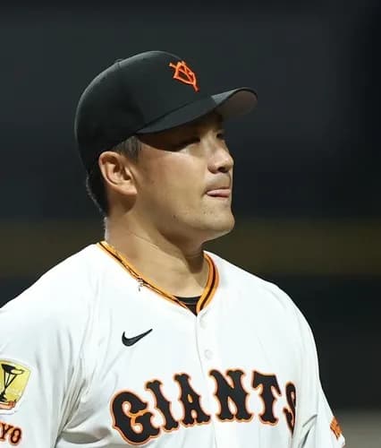 巨人・田中将大が５回８安打４失点で降板　二回以降、毎イニング先頭打者を安打で出塁させる　最速１４８キロ