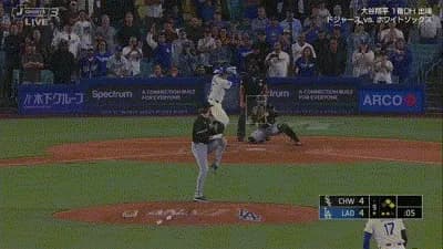 ドジャース劇的逆転サヨナラ勝利　フリーマンが決めた！　カーショー3000奪三振の快挙を勝利で飾る