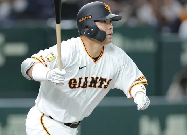 巨人　大城卓三ら２選手を登録抹消　湯浅、佐々木が昇格