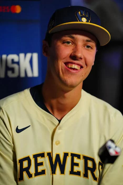 怪物新人ミジオロウスキー「実際、現役中に日本でプレーしてみたい。すごくクールなことだと思う」