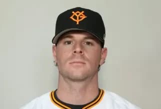 【悲報】巨人ファンの間で『キャベッジを残すか切るか』意見が真っ二つに分かれる・・・・・・・・