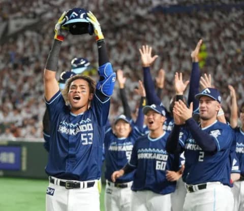 【日本ハム】水谷瞬が先制の9号2ラン　左翼席中段に〝パイナップルパンチ〟を突き刺す