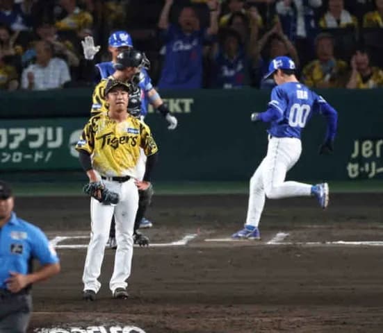 阪神・島本「結果が全てなので」延長11回に決勝点を献上　ボスラーに適時二塁打を浴びる