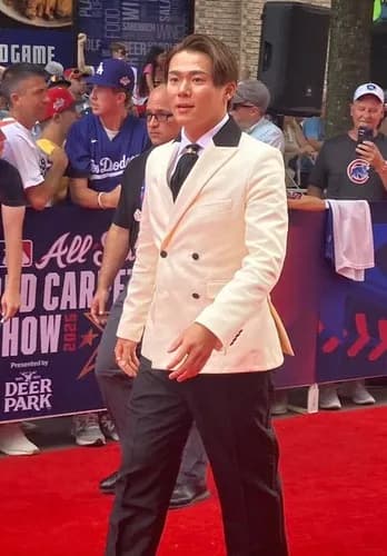 【画像】山本由伸、ホテルマンになるｗｗｗｗｗｗｗｗｗ