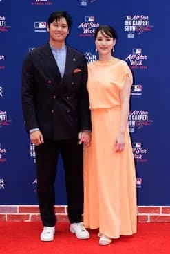 マーケター岩瀬昌美氏「真美子さんは弱冠28歳。後60年『大谷翔平の妻』だけで生きるつもりなのか」