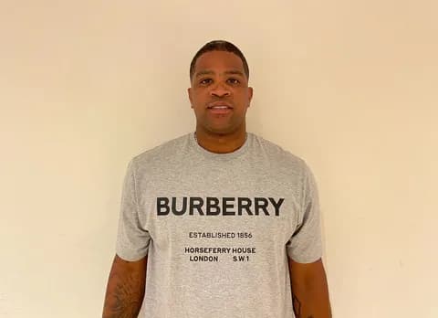 DeNA ビシエドが早速来日！