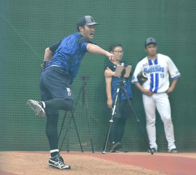 DeNA藤浪、NPB球に「変化球が全然曲がらない。でも無理に曲げようとするとおかしくなるし…」