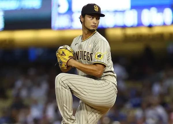 本物の野球「スライダーは横に曲がりながら落ちる」←カーブでは？