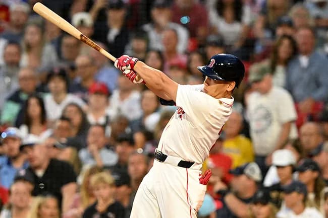 【悲報】吉田正尚さん　打率.240 0本 1打点 出塁率.269 長打率.320 OPS.589 wRC+59