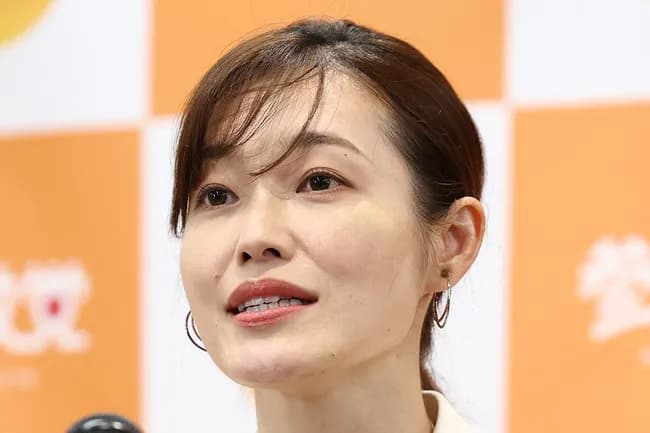 【悲報】参政党さや「自民党と合流ってダメかしら？」