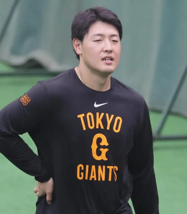 【巨人】左肘じん帯損傷の岡本和真がトレーニング　打撃練習再開見通しは７月末予定