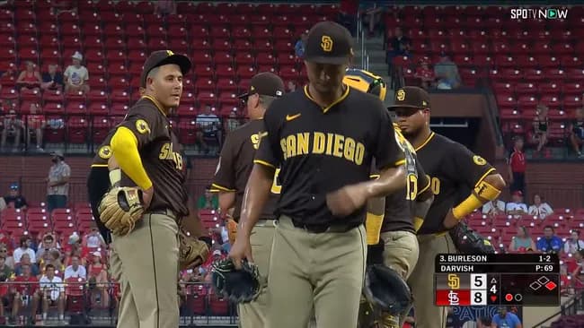 ダルビッシュ有(38) 0勝3敗 防御率9.18 (6年契約の3年目)