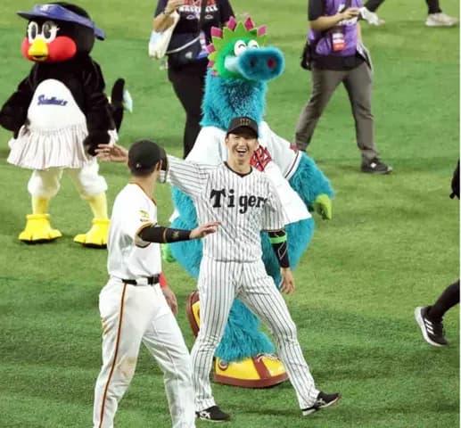 阪神・近本　ポール直撃弾で２度目敢闘賞　１９年サイクル＆ＭＶＰ、２１年敢闘賞に続いて球宴男の本領発揮