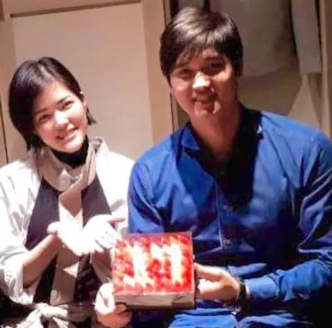 【悲報】大谷、真美子の前に彼女3人ぐらいいた😭