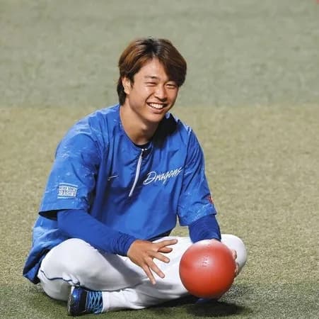 高橋宏斗「知り合いから貰った数珠を日常的に身に付けて、清めの塩を水回りに置いています」