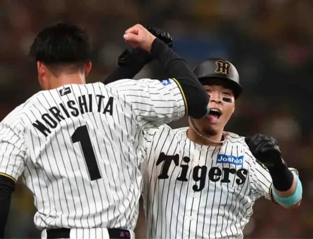 【阪神】佐藤輝明がリーグ独走26号ソロ「通天閣打法」さながらの一撃で先制打演出