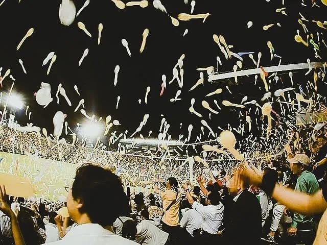 阪神タイガースと参政党の躍進で空前の “予祝ブーム” 到来か　両者をつなぐ狂気の風習