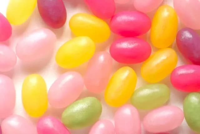 【悲報】グミ、種類が多すぎて何買えばいいかわからない