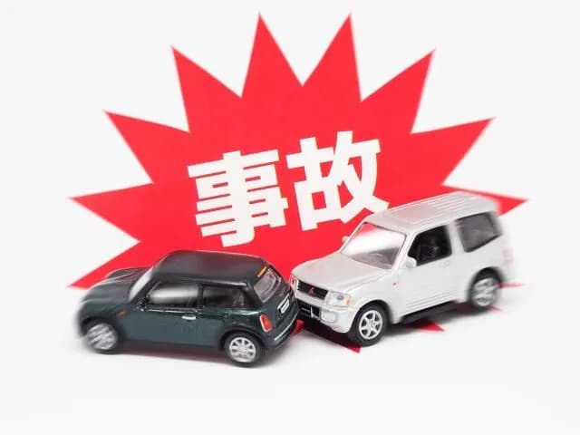 「後ろの車が突っ込んでくるかもしれない運転」の正解、ない