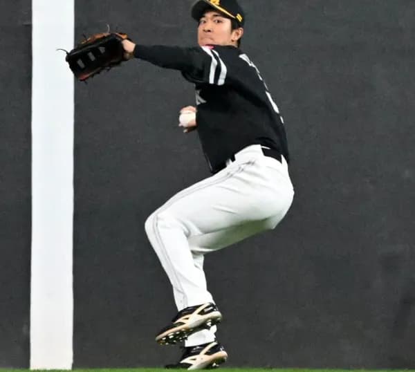 宮本慎也「柳町の消極的な守備」　　ソフトバンク大西コーチは陰のヒーローと賛辞「あれはいい判断。柳町は成長している」