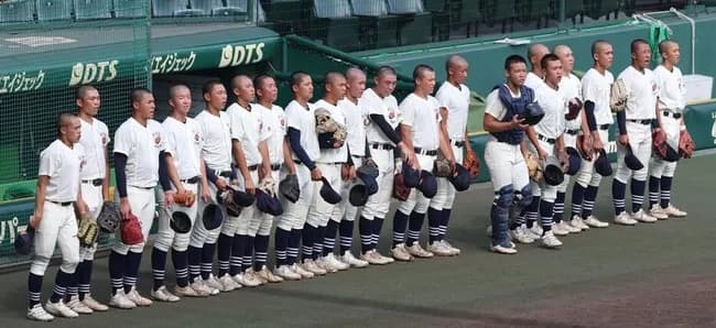 【夏の甲子園】未来富山の部長を３カ月謹慎処分　日本学生野球協会の緊急審査室会議で決定　部内暴力の報告を怠る