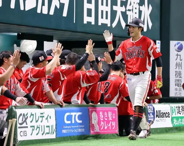 ソフトバンク3連勝で5カード連続勝ち越し　苦手楽天にも3連勝