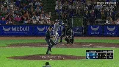 大谷翔平、第三打席でマルチ安打となるライト前ヒット！！！！！！！！！！