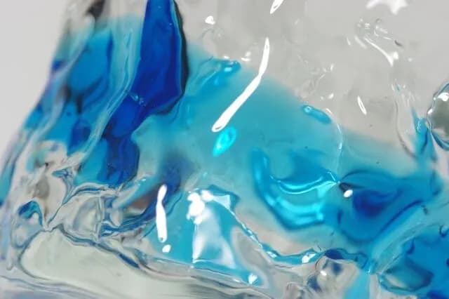 ガラスって史上最強の素材とちゃうか？