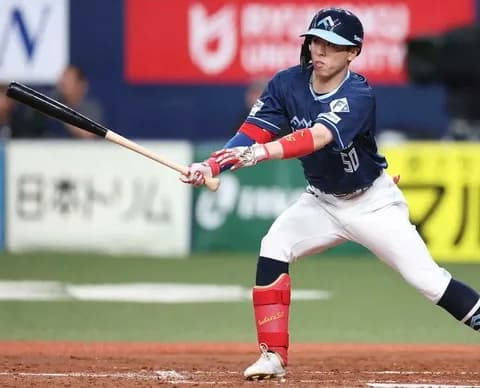 日本ハム・五十幡　スクイズ2度失敗から先制V打！「なんとかする気持ちで」「成長してきてるのかな」