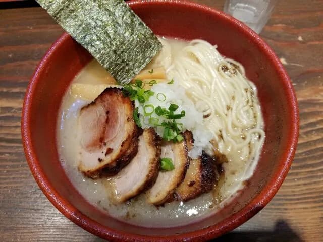 ラーメンは細麺に限る