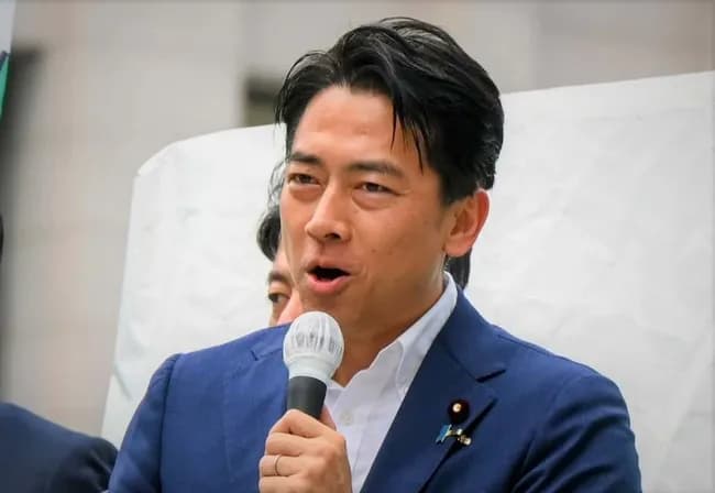 【悲報】小泉進次郎さん、やってる感で水不足を乗り切ってしまうｗｗｗｗ